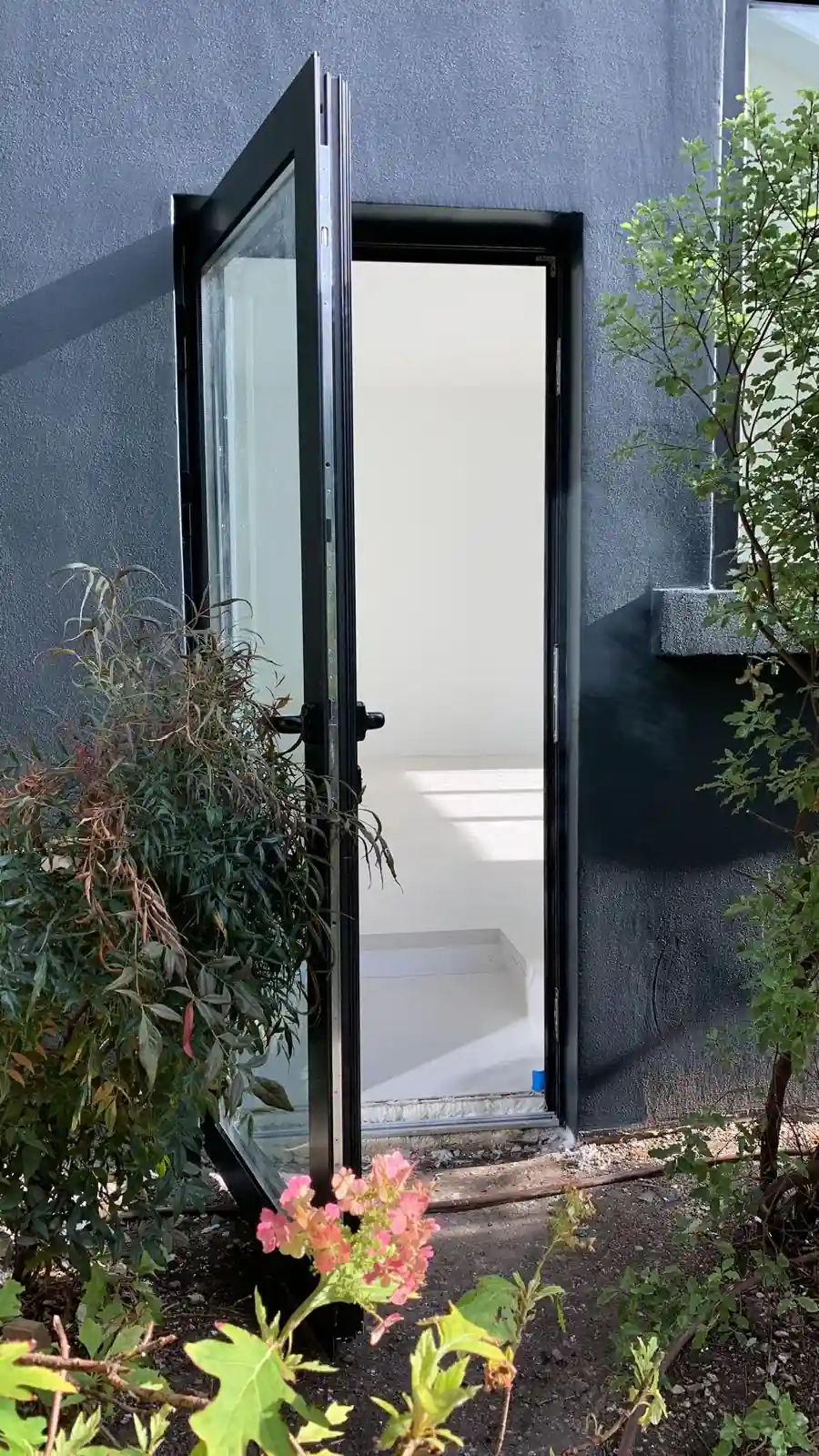 Porte vitrée élégante